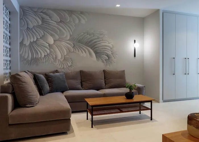 Azalea Luxury Apartment